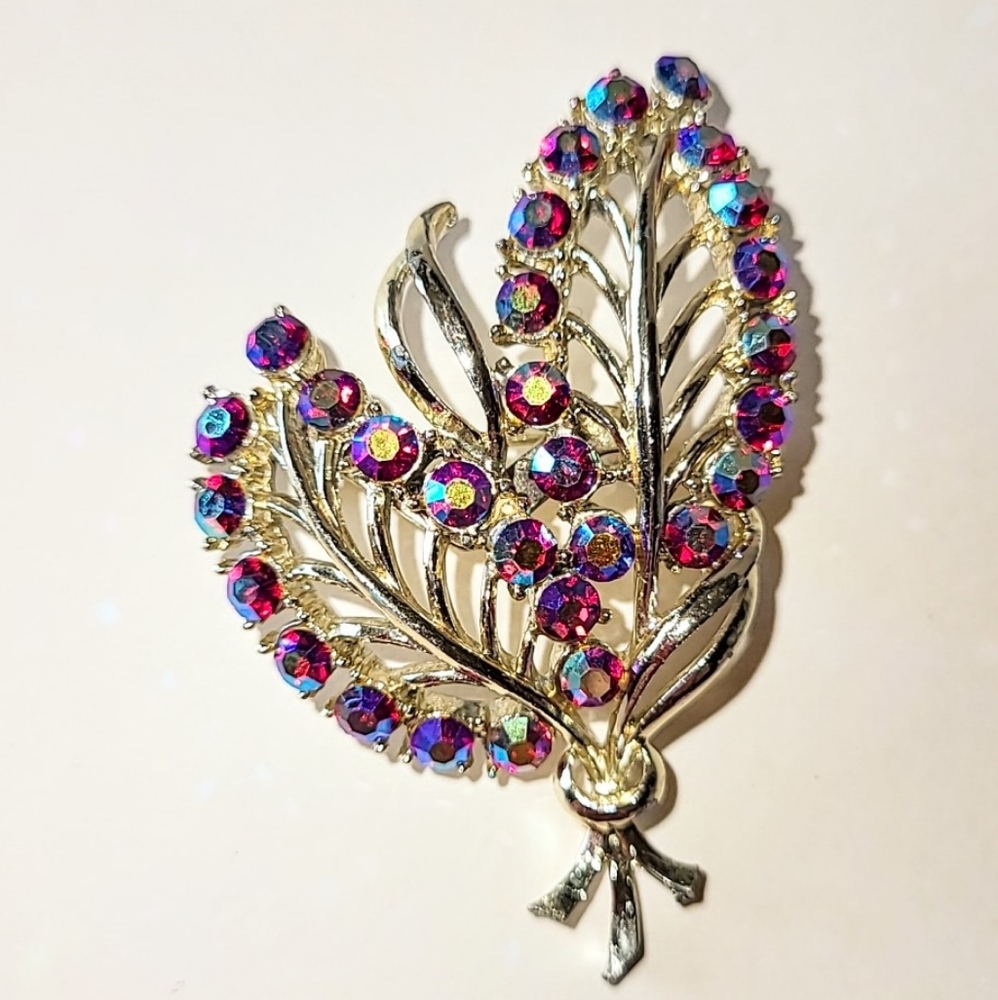 RED AURORA BOREALIS RHINESTONE DOUBLE LEAF BROOCH